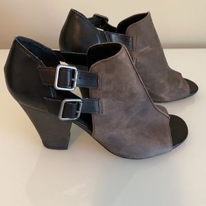 Franco Sorto Sandal black/grey womens size 8